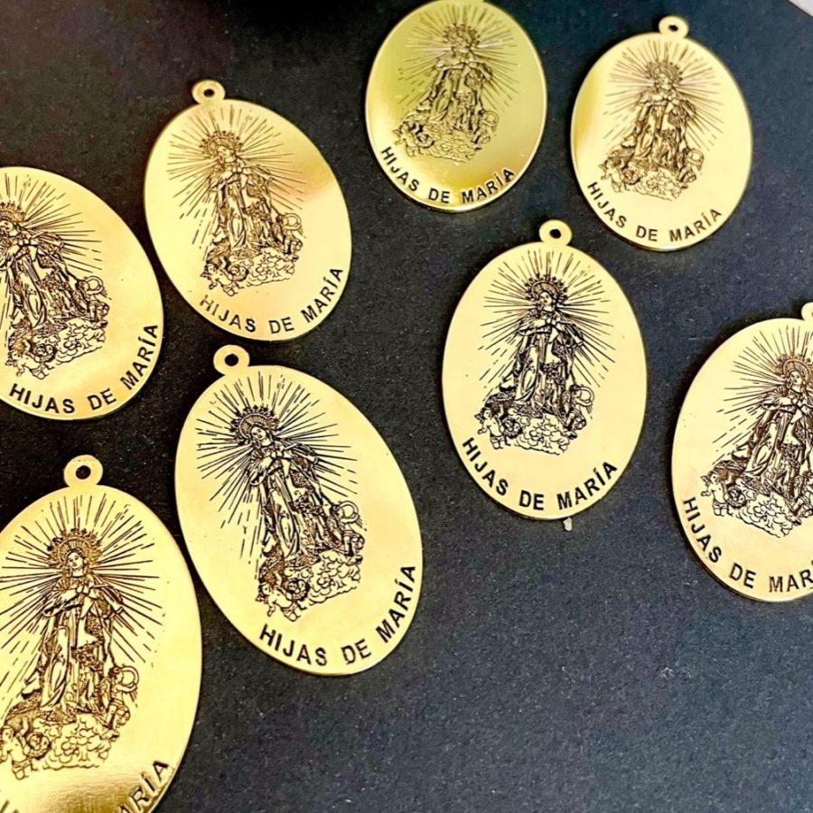 Medalla religiosa personalizada