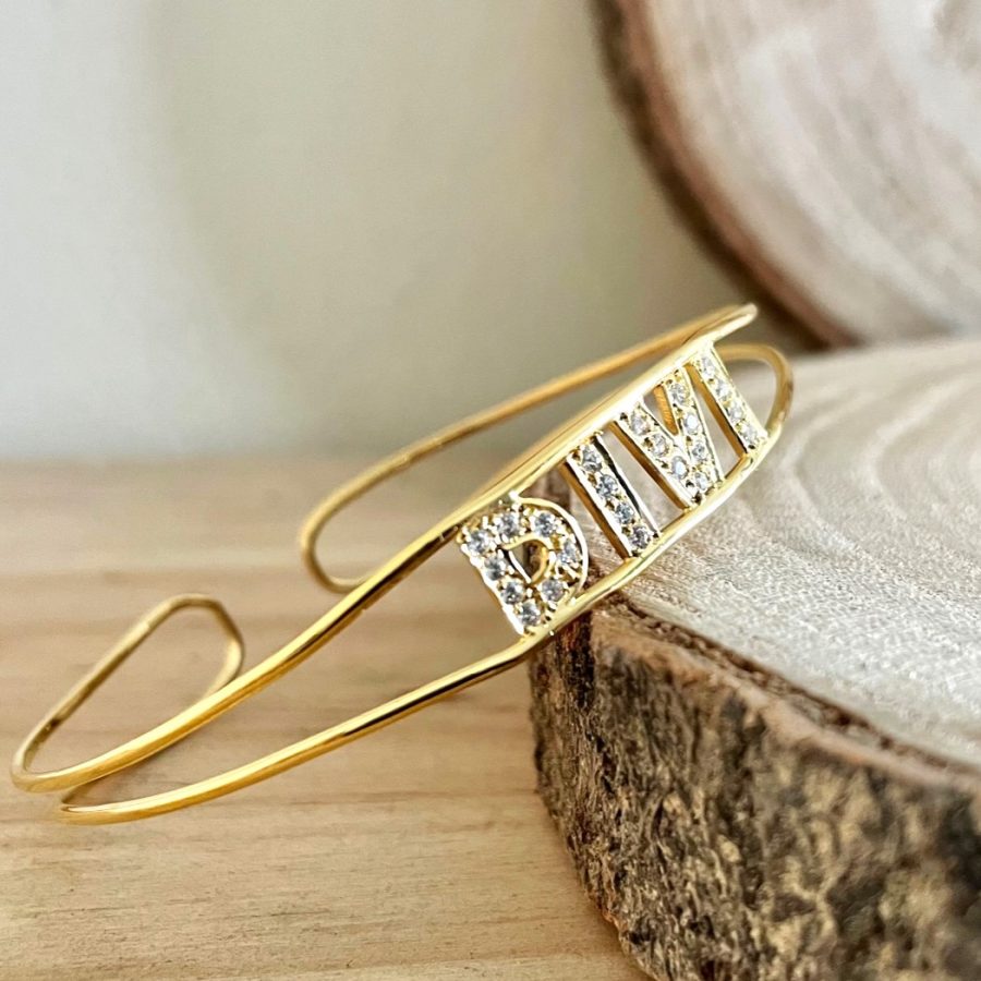 PULSERA PERSONALIZADA CON NOMBRE Y CIRCONITAS
