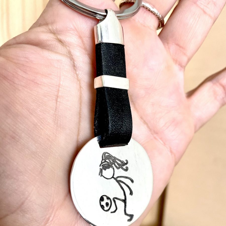 LLAVERO CON CHAPA DE PLATA PERSONALIZADA A DOS CARAS