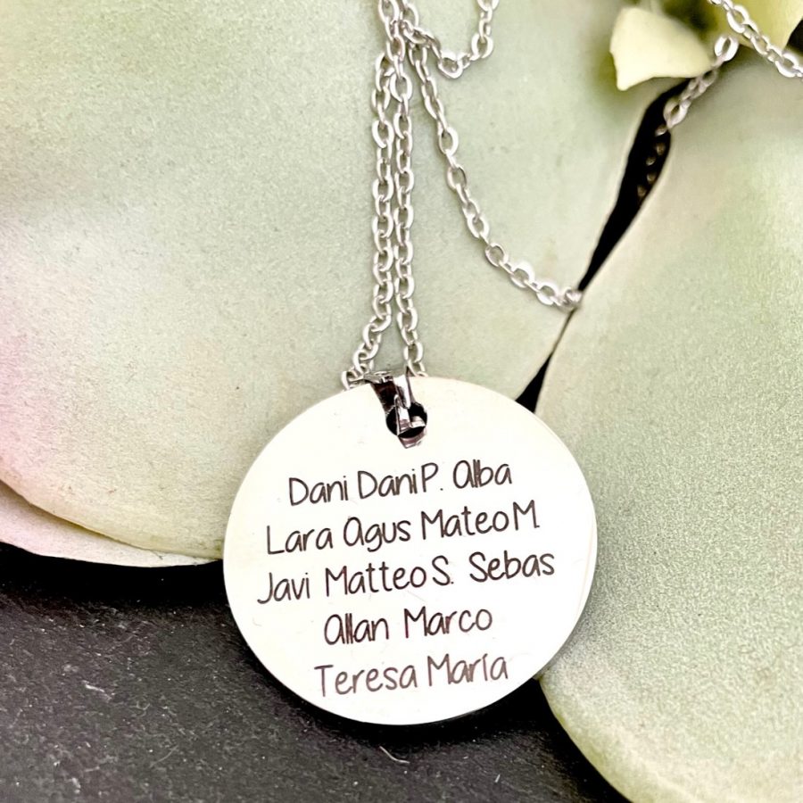 Collar medalla con nombres y dedicatoria profes