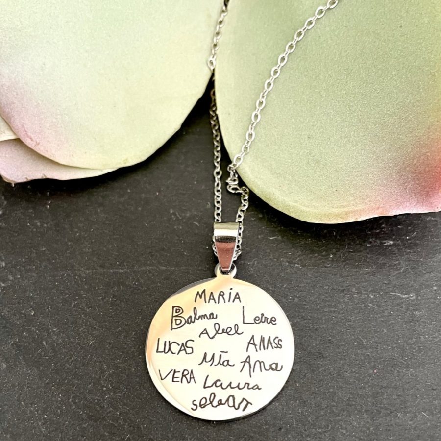 Collar medalla con nombres y dedicatoria profes