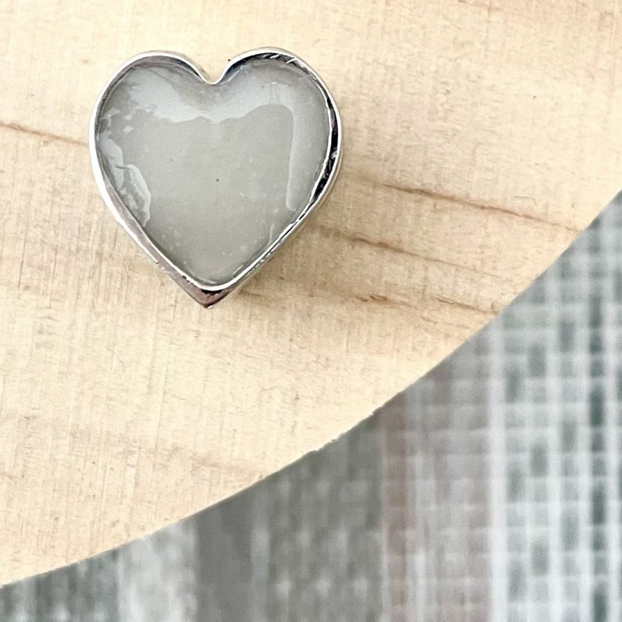 Charm corazón relleno de leche materna