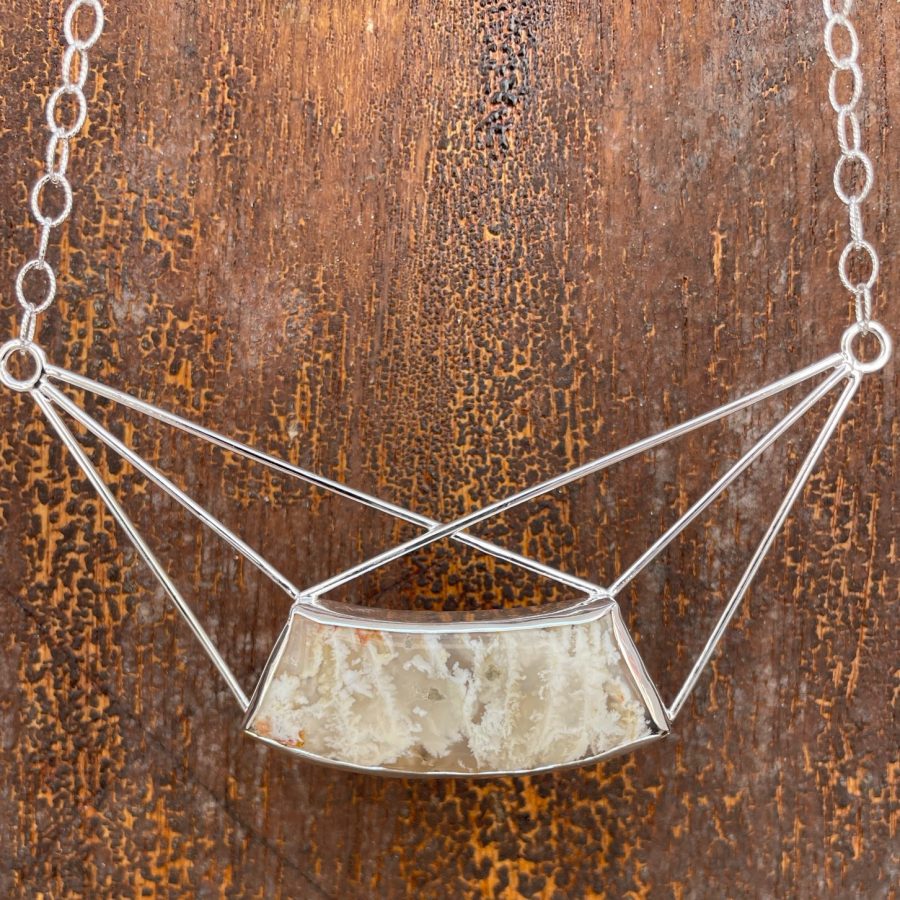 COLLAR AGATA PLUMA BELLA VISTA