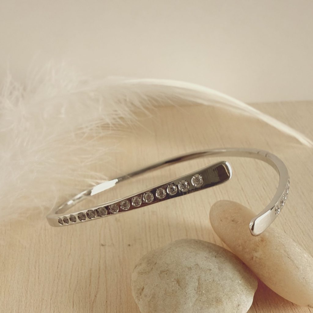 Pulsera de caña con circonitas personalizable