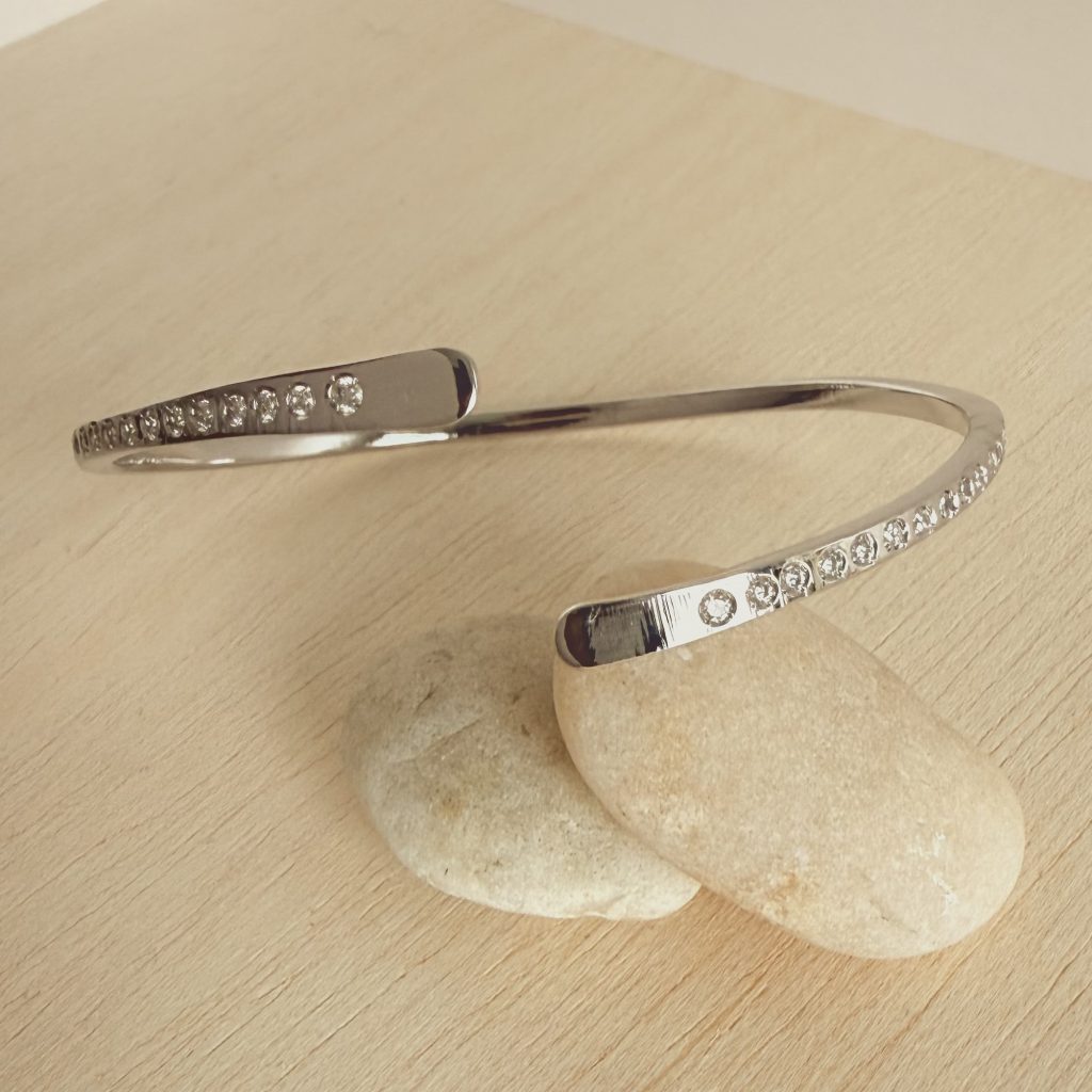 Pulsera de caña con circonitas personalizable