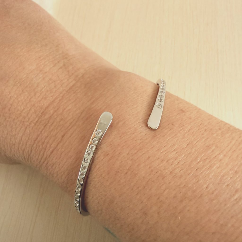 Pulsera de caña con circonitas personalizable