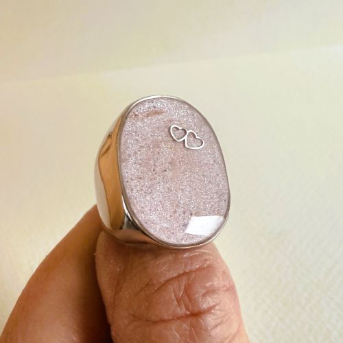 anillo cenizas con color cuarzo